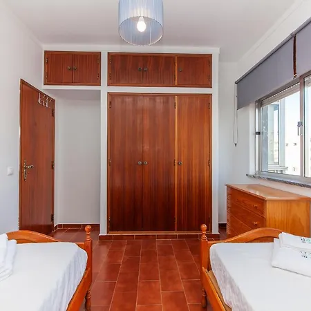 A70 - Panorama Flat In * Portimao